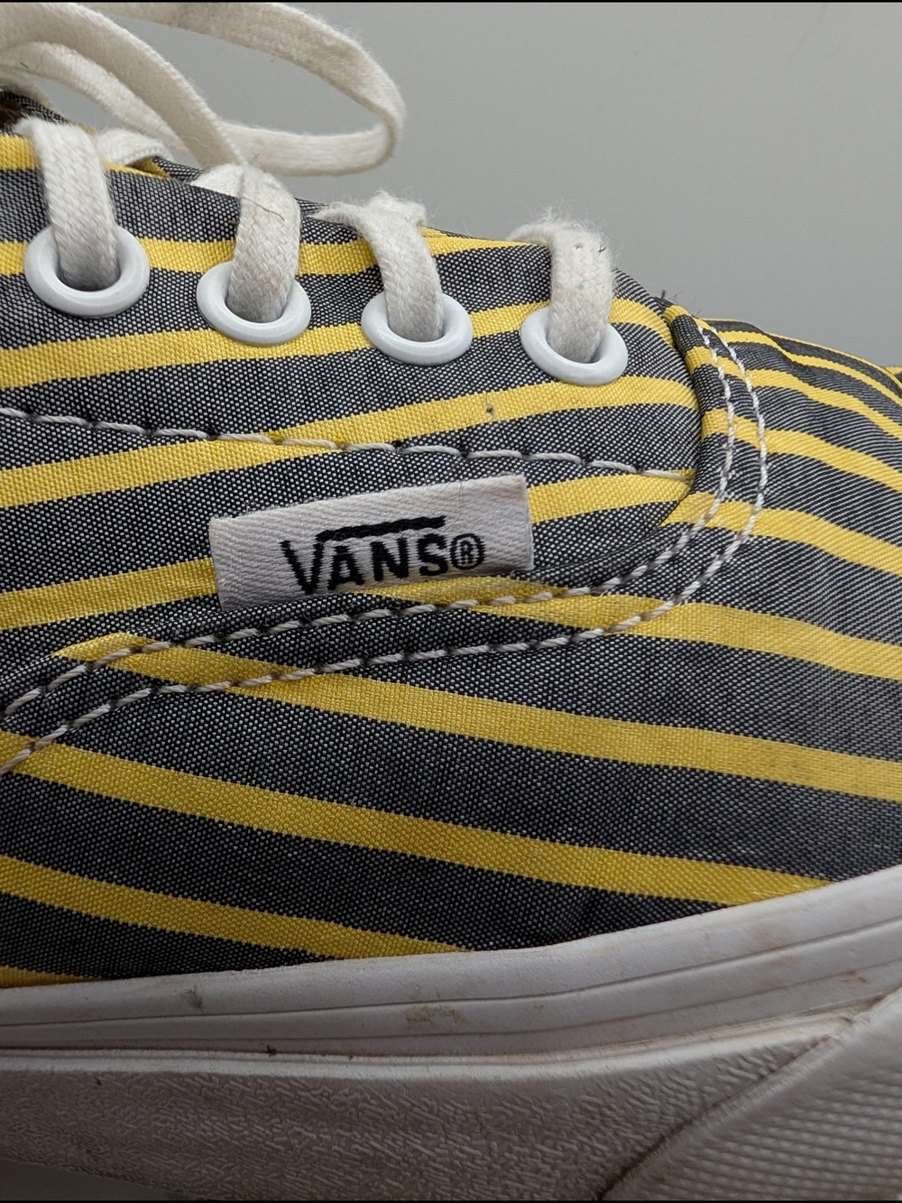 Vans Stripe Canvas Low-Top Sneakers in Yellow and Gray - Picture 4 of 8